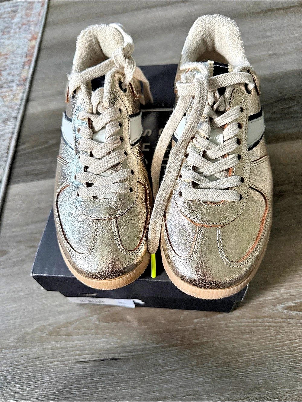 Shu Shop Silvia Sneakers Gold & White Sneakers US 7 Like New